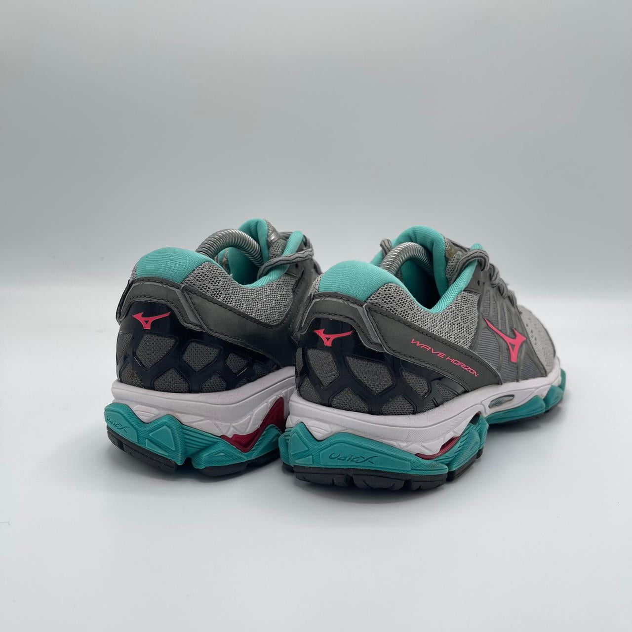 MIZUNO WAVE HORIZON