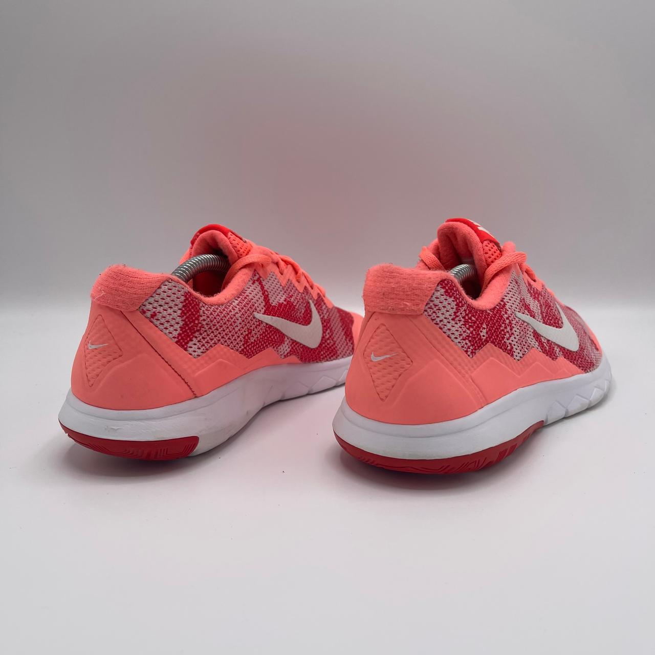 NIKE FLEX EXPERIENCE RN 4