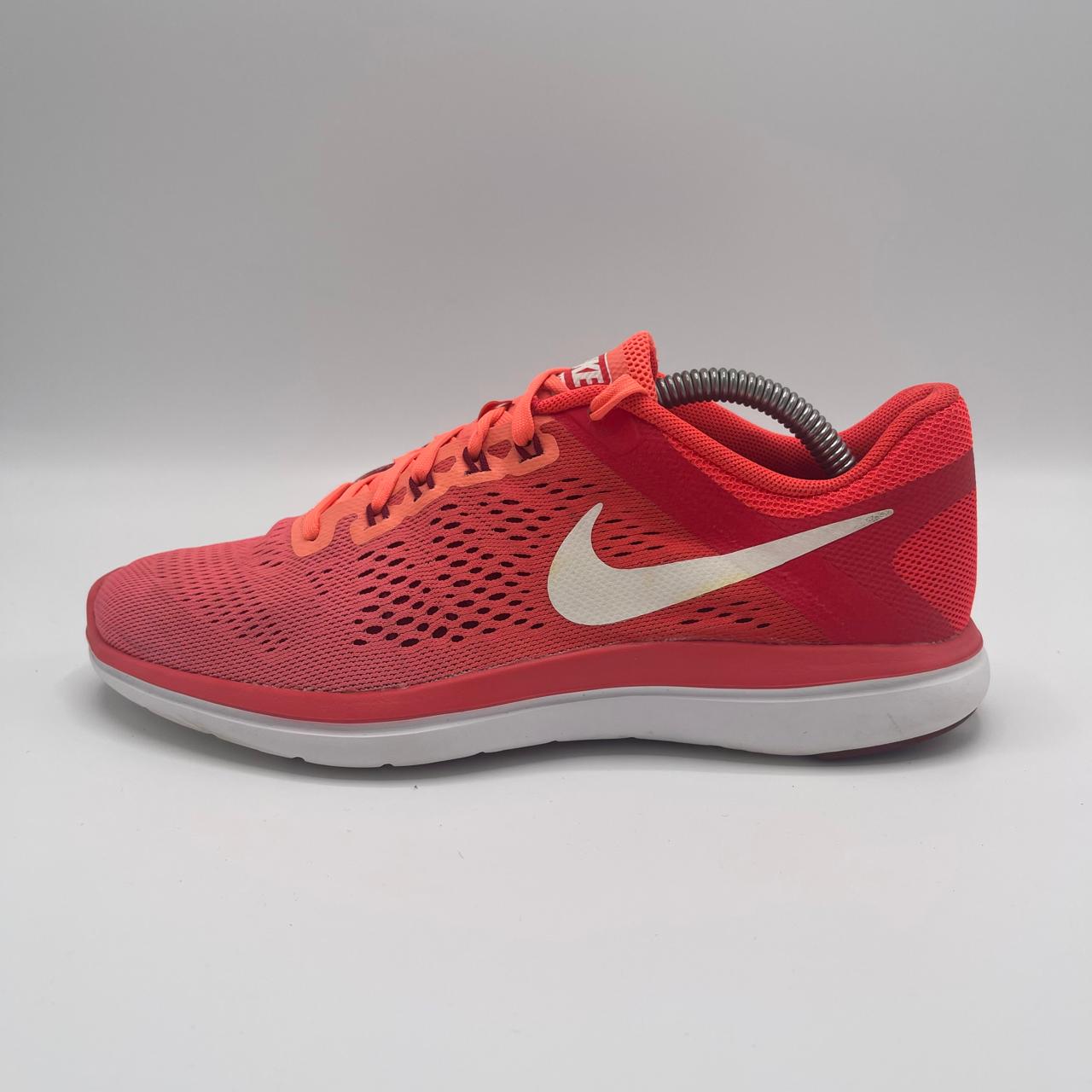 NIKE WOMEN'S FLEX 2016 RN RUNNING SHOES