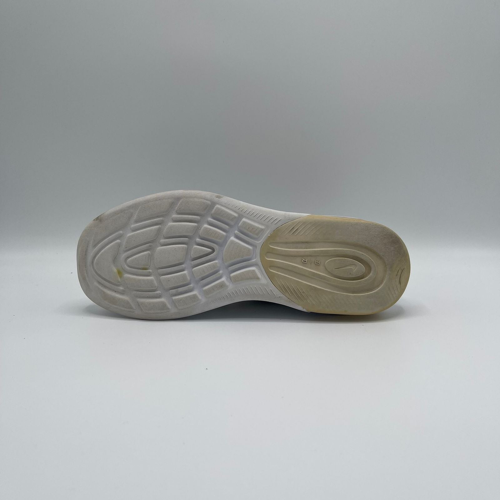 NIKE AIR MAX AXIS MARATHON
