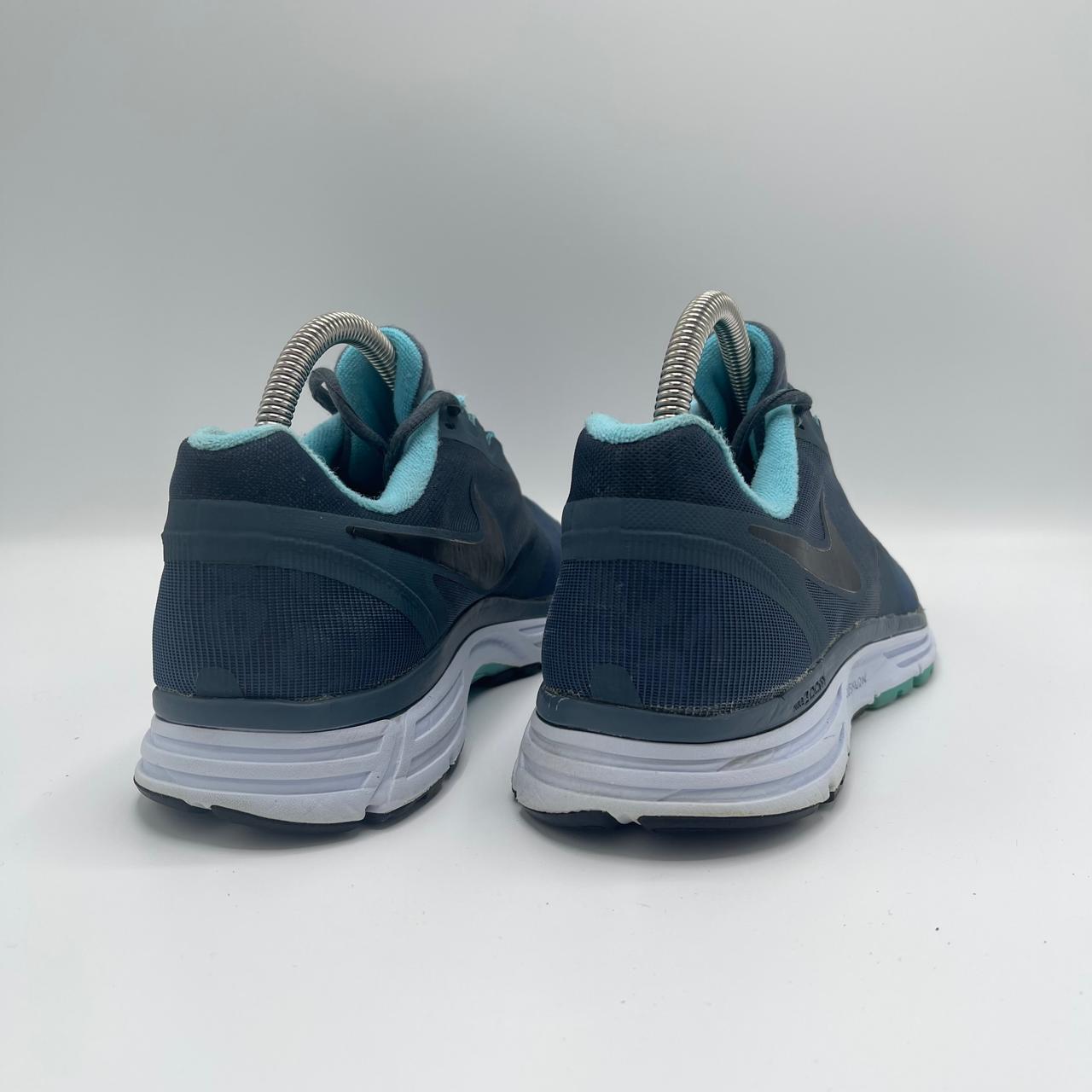NIKE ZOOM VOMERO PLUS 8