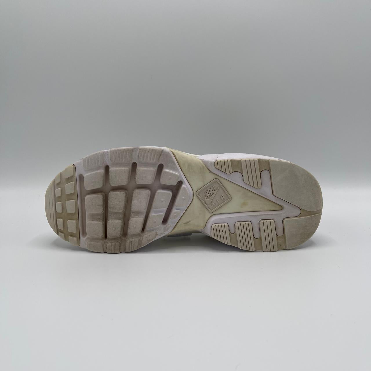 NIKE AIR HUARACHE CITY