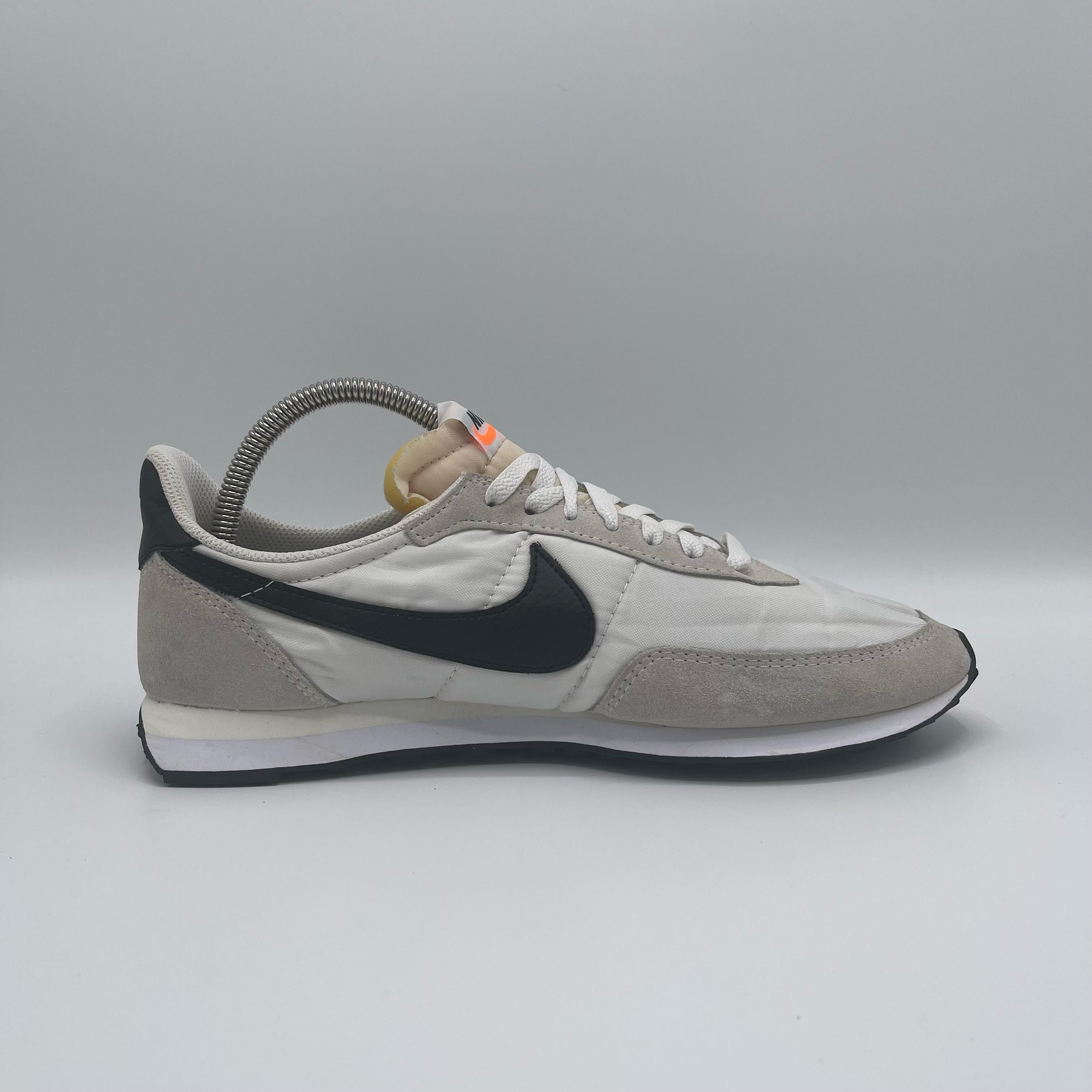 NIKE WAFFLE TRAINER 2 SE