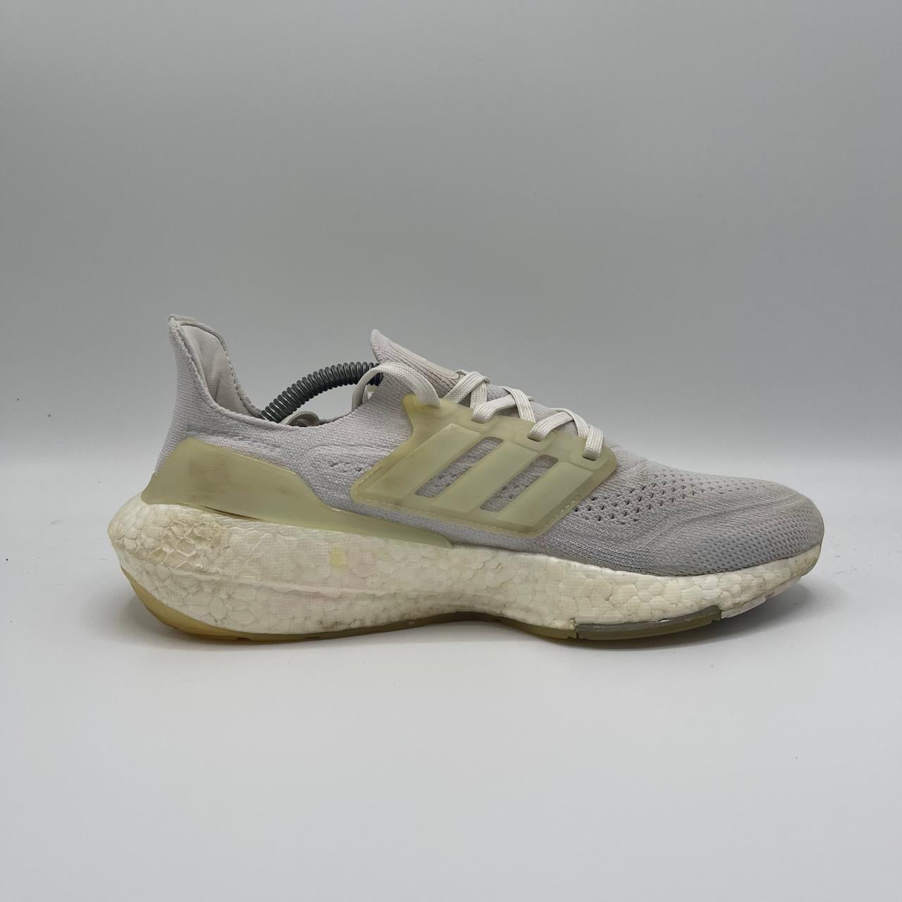 ADIDAS ULTRABOOST